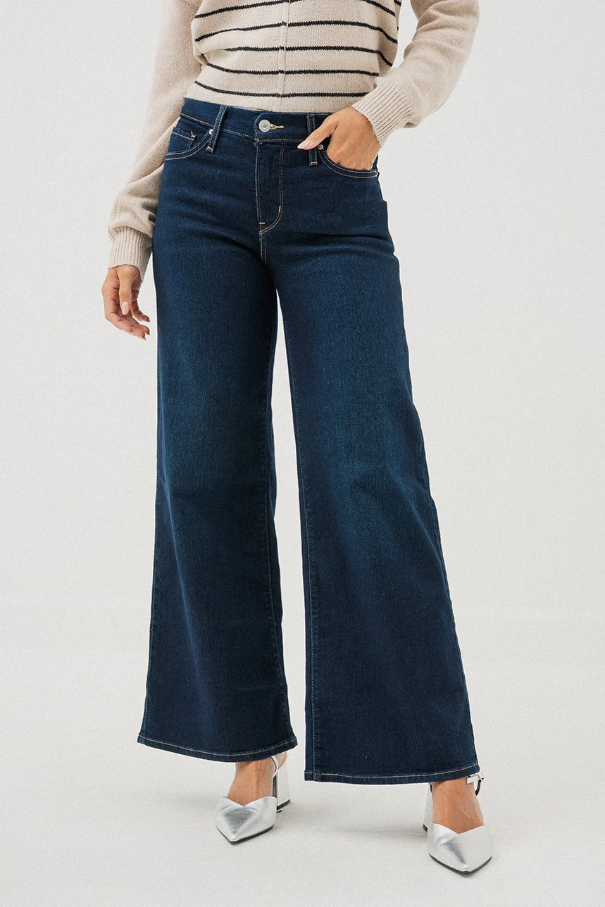 Le Jeans Foncé Levi’s | Modèle 318 1 Le Jeans Foncé Levi’s | Modèle 318