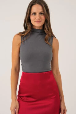 La Camisole Près Du Corps Avec Col Montant -Mode Femme Homme product 015A02504 031 2