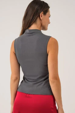 La Camisole Près Du Corps Avec Col Montant -Mode Femme Homme product 015A02504 031 3