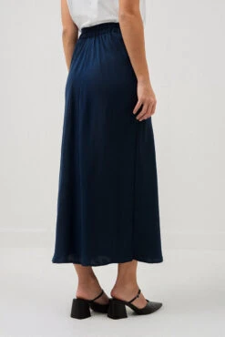 La Jupe En Satin Ligne A -Mode Femme Homme product 015A04701 27 3