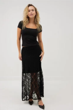 La Jupe Noire En Dentelle Raschel -Mode Femme Homme product 015A04704 172 4