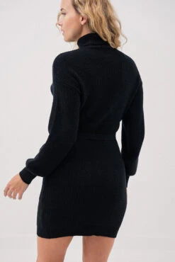 La Robe En Tricot Noir Ajustée 7 La Robe En Tricot Noir Ajustée -Mode Femme Homme product 015A07201 172 4