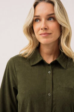 La Robe Chemisier En Velours Côtelé -Mode Femme Homme product 015A07211 260 2 539f7650 bdbe 4432 b0fe 67f2b1acd95c