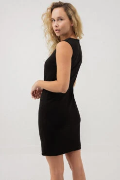 La Robe Avec Fronces à L'épaule Et à La Taille 9 La Robe Avec Fronces à L'épaule Et à La Taille -Mode Femme Homme product 015A07402 172 4