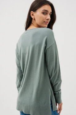 Le Chandail Long Avec Col En V -Mode Femme Homme product 015A14219 83 4 b025ee41 07ab 4e3c ae0f aa139493f9a5