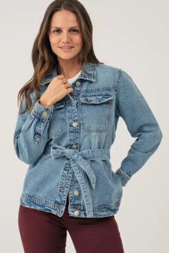 La Veste En Denim Bleu 7 La Veste En Denim Bleu -Mode Femme Homme product 015A15801 235