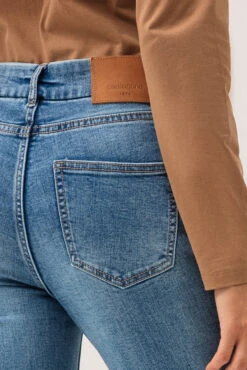 Le Jeans étroit Avec Usure Aux Poches | Modèle Sophia -Mode Femme Homme product 015A16303 235 4