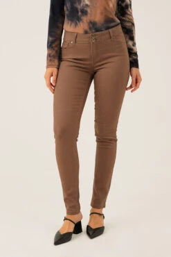 Le Jeans étroit Coloré Sculptant -Mode Femme Homme product 015A16608 043