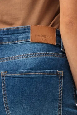 Le Jeans évasé Large Revers D'ourlet | Modèle Estelle 8 Le Jeans évasé Large Revers D'ourlet | Modèle Estelle -Mode Femme Homme product 015A16806 235 4