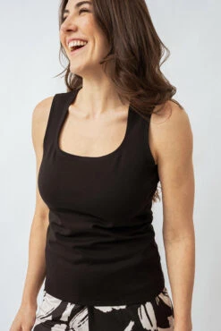 La Camisole Unie Col Carré -Mode Femme Homme product 015P02538 172 4