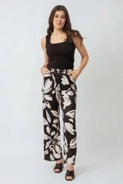 La Camisole Unie Col Carré -Mode Femme Homme product 015P02538 172 6