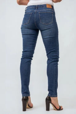 Le Jeans étroit | Modèle Sophia 23 Le Jeans étroit | Modèle Sophia -Mode Femme Homme product 015P16301 235 4