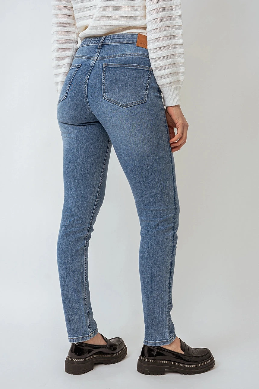 Le Jeans étroit | Modèle Sophia 3 Le Jeans étroit | Modèle Sophia – Image 3