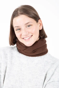 Cache-cou Croisé Uni