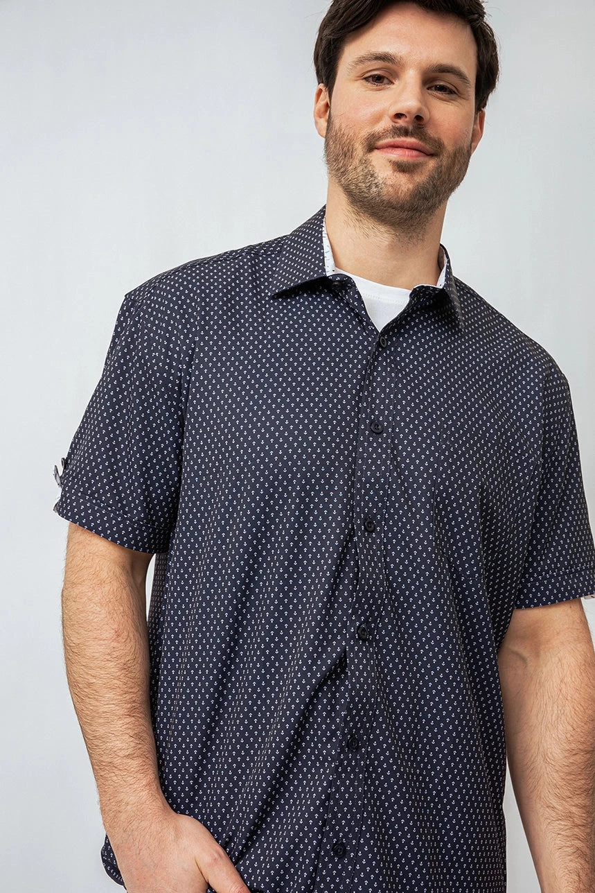 La Chemise Imprimée Ancres De Bateaux 3 La Chemise Imprimée Ancres De Bateaux – Image 3