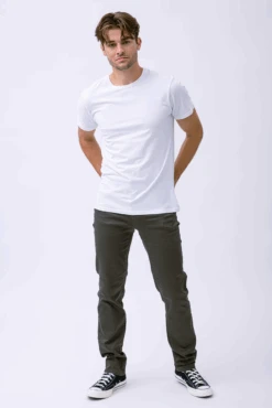 Lois Le Pantalon étroit Extensible | Modèle Brad Slim -Mode Femme Homme product 1136 6240 126 8902126f 3f00 4930 9b28 f5ba96a66f63