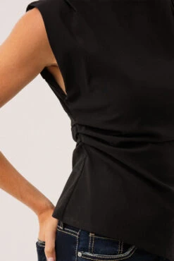 JJXX La Blouse Noire Sans Manche 9 JJXX La Blouse Noire Sans Manche -Mode Femme Homme product 12285018 172 3