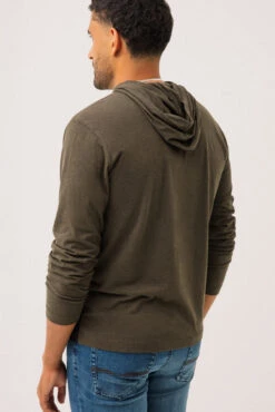 Le Chandail à Capuche Avec Empiècement Au Bas à L’avant Par Projek Raw -Mode Femme Homme product 143712 260 4