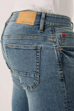 Le Jeans étroit Pâle | Modèle Baru -Mode Femme Homme product 147463 107 3