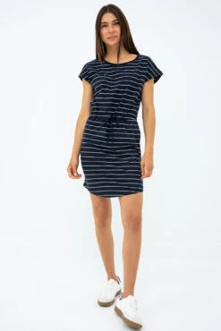 La Robe T-shirt Cintrée à La Taille Par Only -Mode Femme Homme product 15153021 142 2 8ede2b29 0c2f 444d 82a2 6baef7842e51