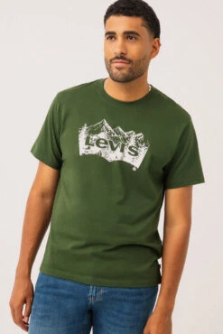 Le T-shirt Avec Logo Imprimé Paysage De Montagnes Par Levi’s