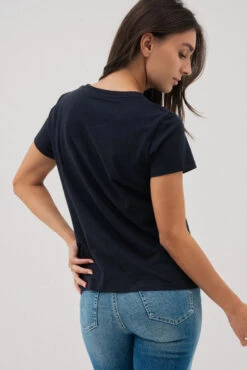 Le T-shirt Noir Levi’s Logo En Strass -Mode Femme Homme product 17369 3272 172 4