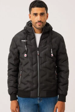 Le Manteau Matelassé Noir Par Oxygen