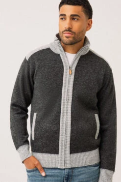 Le Cardigan En Tricot Deux Couleurs Doublé En Flanelle Par Oxygen -Mode Femme Homme product MS100 567 172
