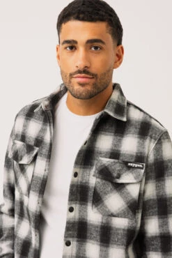 La Surchemise En Flanelle épaisse Par Oxygen -Mode Femme Homme product MS100 573 343 3