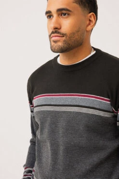 Le Chandail En Tricot Léger Rayé -Mode Femme Homme product MS100 596 66 2