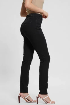 Le Jeans Guess Noir | Modèle 1981 Skinny -Mode Femme Homme product wb9ab4d25u4 6 a40b5282 a70c 4dcf aebf 83b9a2b198a3